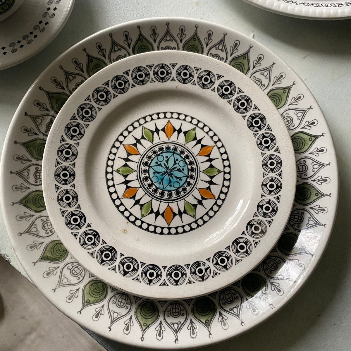 Biltons | "Teardrop" (green) | Mosaic Tableware | Dinner Plate - Chinamania.shop